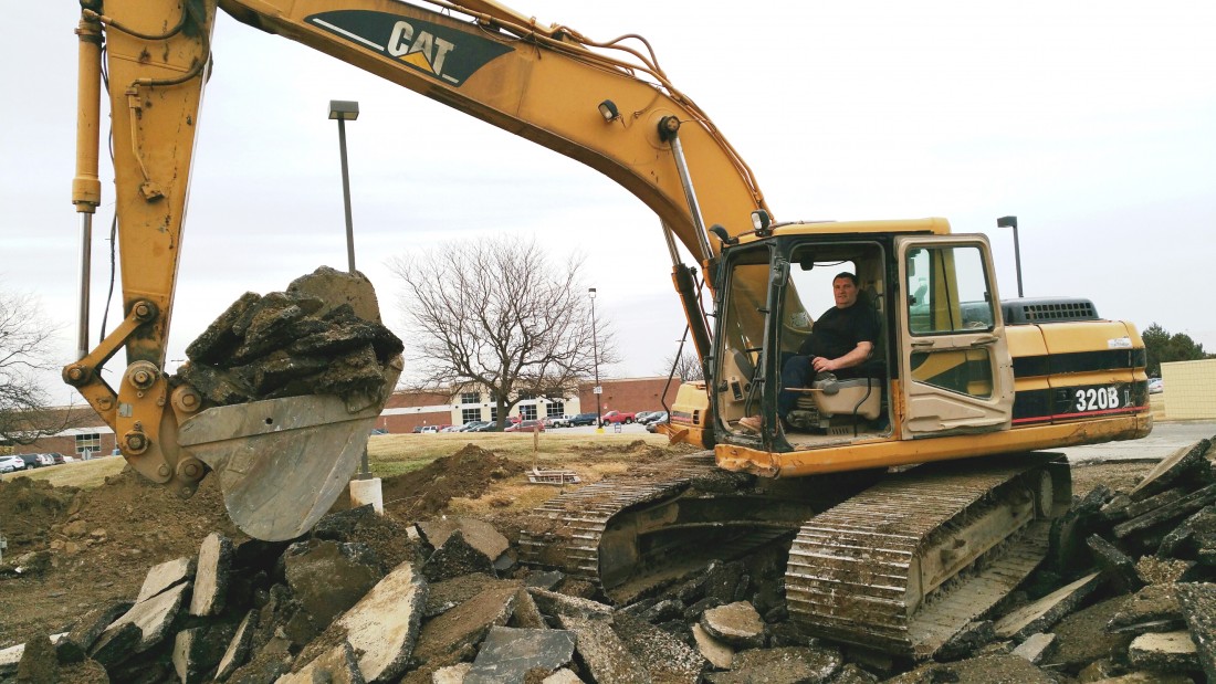 Self-Perform Contractor Michigan | Metro General Contractors, Inc. - equipment_1